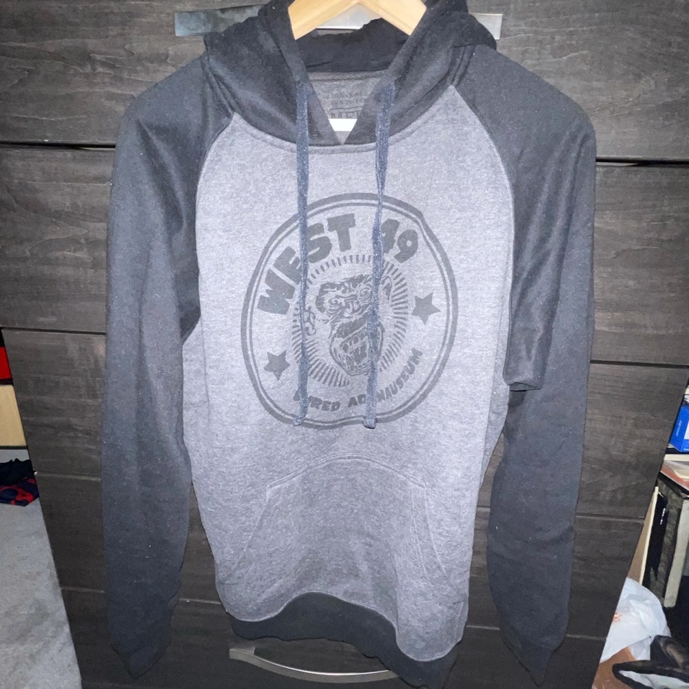 West49 Medium Hoodie